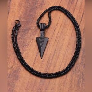 🎁 2 FOR $15 BUNDLE 💙🧔🏻‍♂️Men Arrow Charm Necklace Alloy 🎁